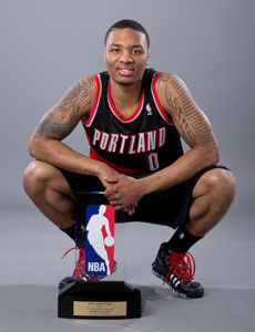 裁判不仅没 裁判不仅没